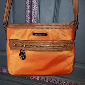 Michael Kors Crossbody purse